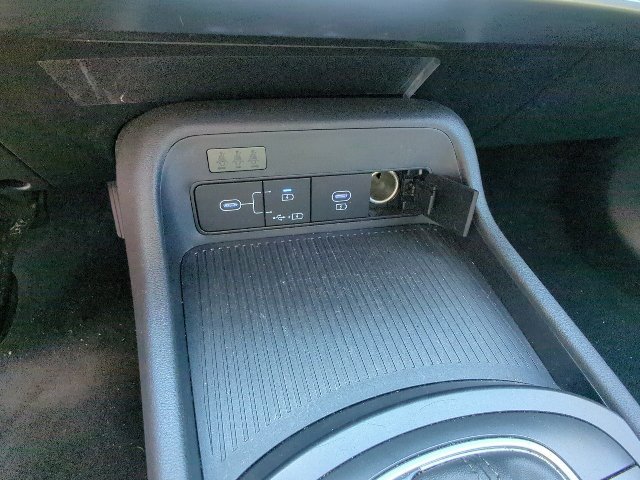 Used 2025 Hyundai Kona SEL FWD image 18