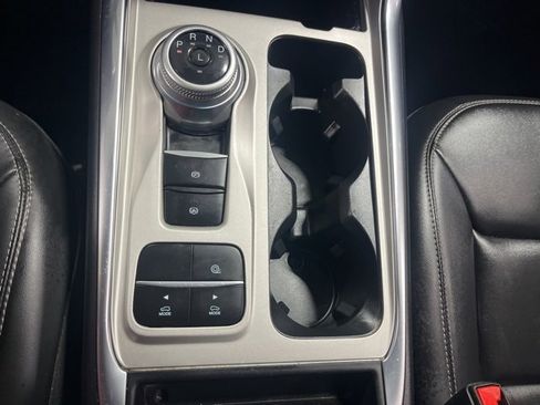 Used 2023 Ford Explorer XLT w/ Equipment Group 202A image 20