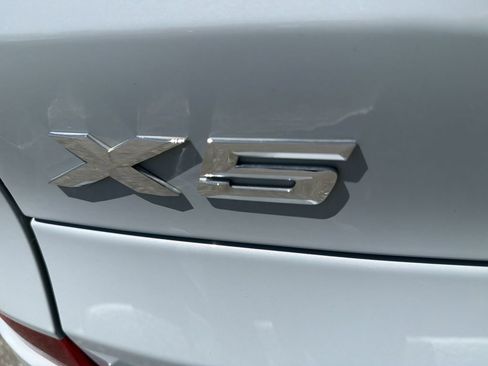 Used 2024 BMW X5 xDrive40i w/ M Sport Package AWD/4WD image 15