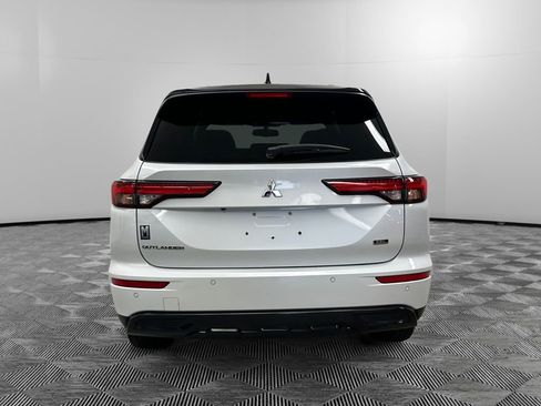 Used 2023 Mitsubishi Outlander SEL Black Edition AWD/4WD image 4