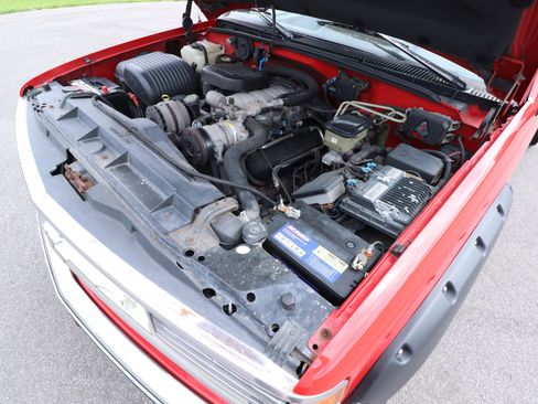 Used 1996 Chevrolet Silverado 3500 4x4 Extended Cab image 25