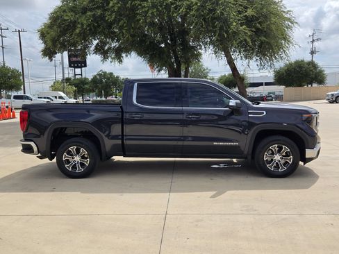 Certified 2023 GMC Sierra 1500 SLE RWD image 18
