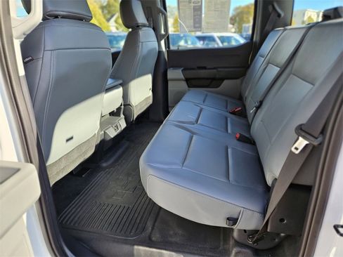 Used 2024 Ford F350 XL w/ Snow Plow Prep Package image 16