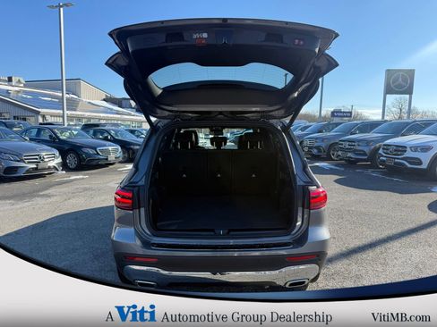 Used 2026 Mercedes-Benz GLB 250 4MATIC image 23
