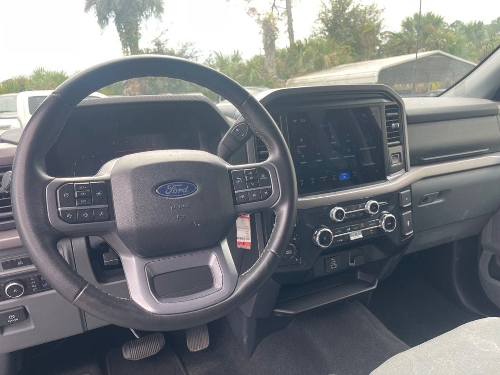 Used 2025 Ford F150 XLT w/ Equipment Group 301A Standard AWD/4WD image 11