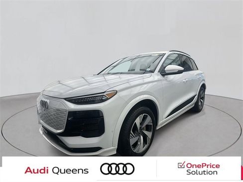 Used 2025 Audi Q6 e-tron Premium Plus image 1