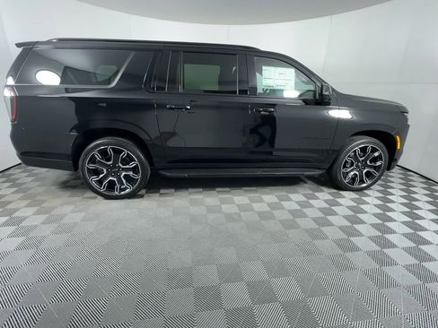 New 2026 Chevrolet Suburban RST w/ RST Capability Package image 68