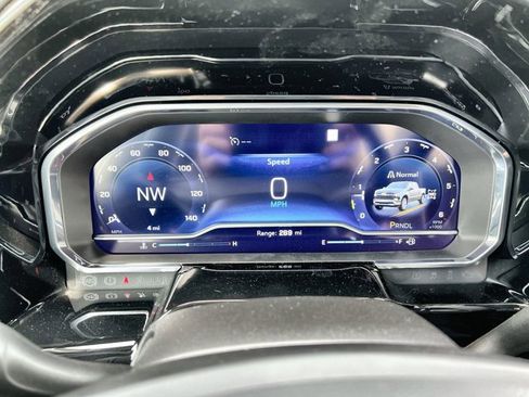 Used 2022 Chevrolet Silverado 1500 LT image 12