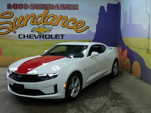 Used 2023 Chevrolet Camaro LT image 2