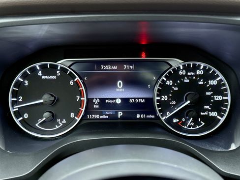 Used 2023 Nissan Rogue SV w/ SV Premium B Package image 13