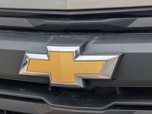 Used 2023 Chevrolet Colorado W/T image 10