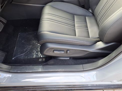 New 2026 Honda HR-V EX-L image 16