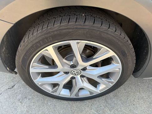 Used 2019 Volkswagen Golf Alltrack SE AWD/4WD image 13