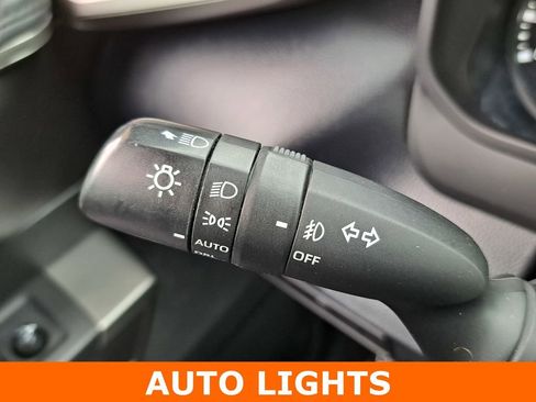 Used 2023 Toyota Tundra SR5 w/ SR5 Premium Package image 12