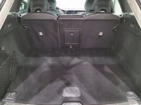 Used 2022 Volvo XC60 B5 Inscription w/ Advanced Package image 16