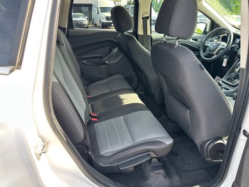 Used 2014 Ford Escape SE w/ Equipment Group 201A AWD/4WD image 17