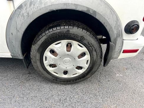 Used 2013 Ford Transit Connect XLT image 26