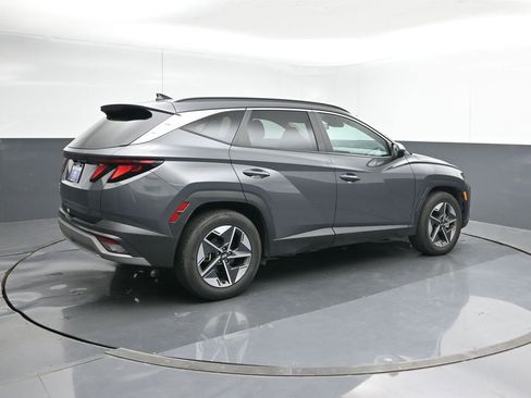 Used 2025 Hyundai Tucson SEL FWD image 5
