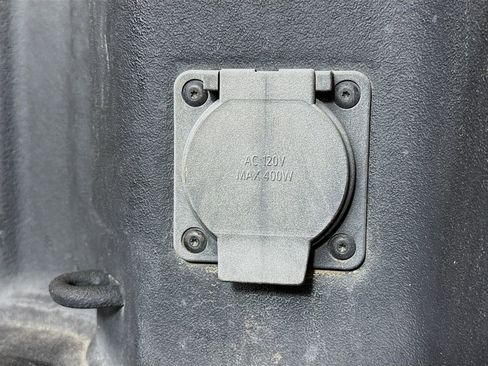 Used 2024 GMC Sierra 3500 SLE image 34