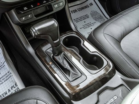 Used 2019 GMC Canyon SLT image 19