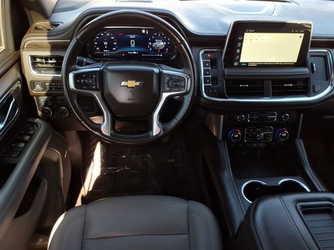 Used 2022 Chevrolet Tahoe LT w/ LT Signature Plus Package AWD/4WD image 17
