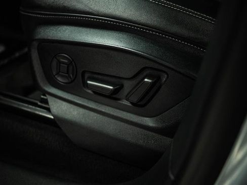 Used 2023 Audi Q8 Premium Plus w/ Premium Plus Package image 16