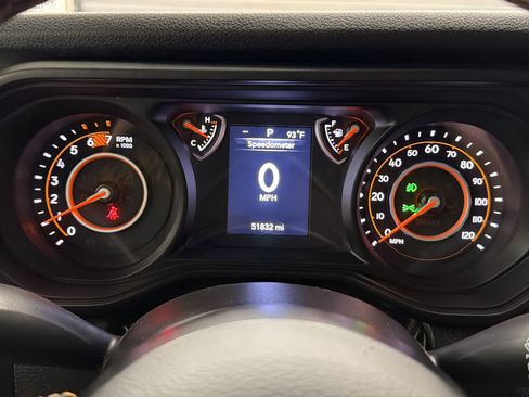 Used 2024 Jeep Wrangler Unlimited Sport AWD/4WD image 23