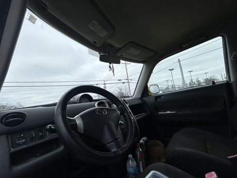 Used 2005 Scion xB image 14