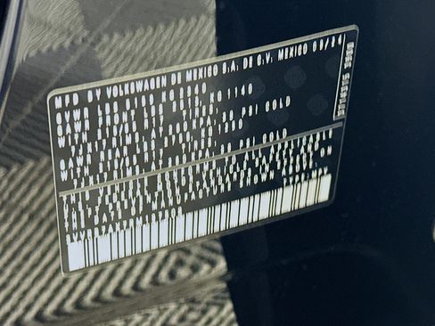 Used 2024 Volkswagen Tiguan S image 12