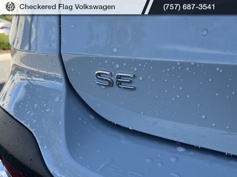 New 2025 Volkswagen Taos SE image 26