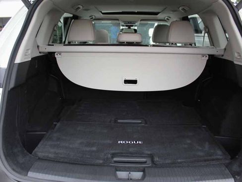 Used 2023 Nissan Rogue SL AWD/4WD image 8