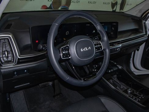 New 2025 Kia Sorento S w/ Panoramic Sunroof Package image 6