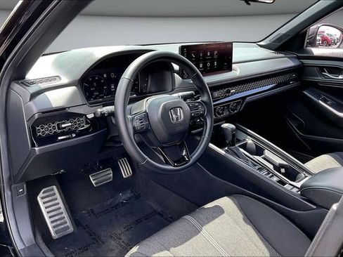 Used 2024 Honda Accord Sport image 16