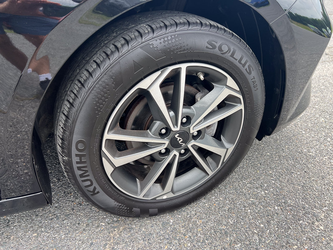 Used 2024 Kia Forte LXS FWD image 7