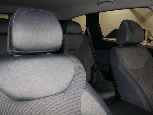 Used 2022 Hyundai Santa Fe SE FWD image 30
