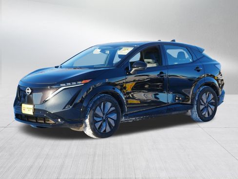 Used 2023 Nissan Ariya image 3