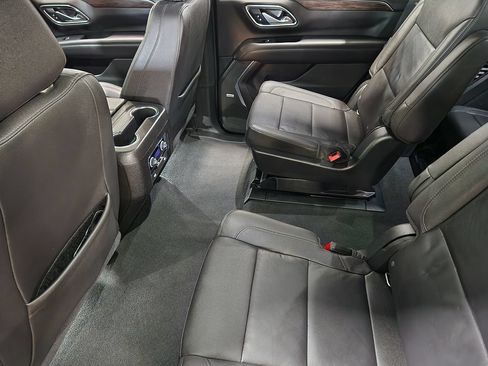 Used 2021 Chevrolet Tahoe Z71 AWD/4WD image 52