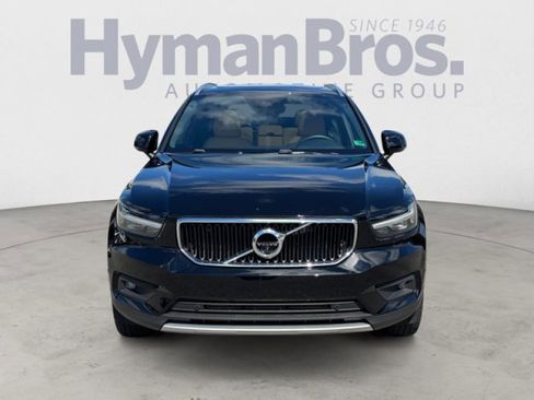 Used 2019 Volvo XC40 T5 Momentum image 8