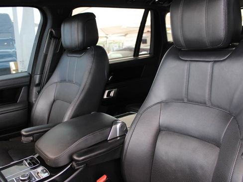 Used 2020 Land Rover Range Rover Long Wheelbase HSE image 12
