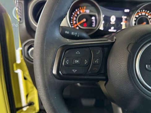 Used 2023 Jeep Wrangler Unlimited Sport image 15