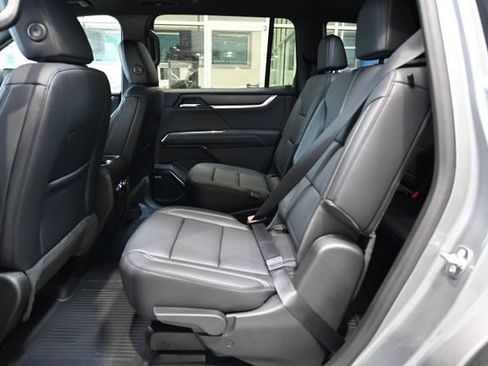 New 2026 GMC Acadia Elevation w/ Elevation Premium Package FWD image 11