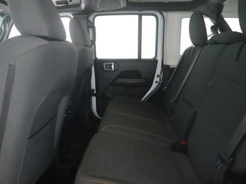 Used 2025 Jeep Wrangler Unlimited Sahara w/ Safety Group image 26