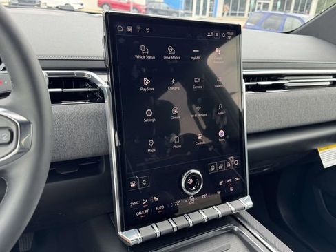 New 2026 GMC Sierra EV Elevation image 11