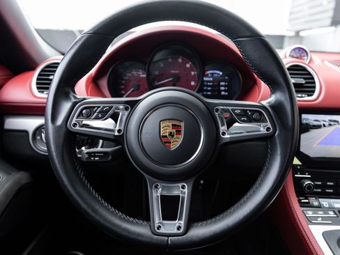 Certified 2021 Porsche 718 Boxster Spyder RWD image 13