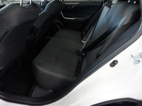 Used 2024 Toyota RAV4 LE AWD/4WD image 9