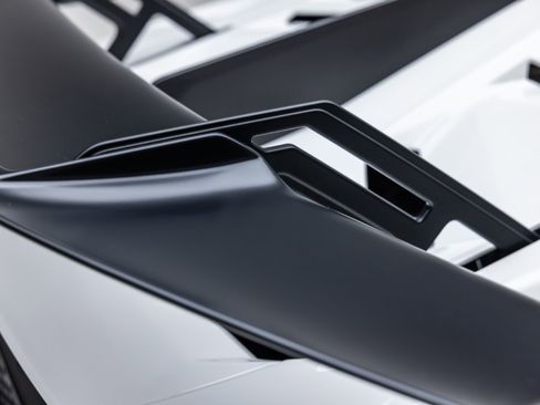 Used 2022 Lamborghini Huracan STO image 17