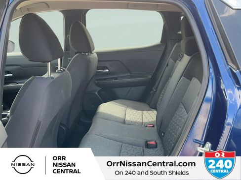 Used 2025 Nissan Kicks SV w/ Illumination Package AWD/4WD image 13