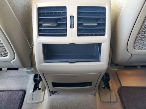 Used 2016 Mercedes-Benz GL 450 4MATIC w/ Premium I Package image 36