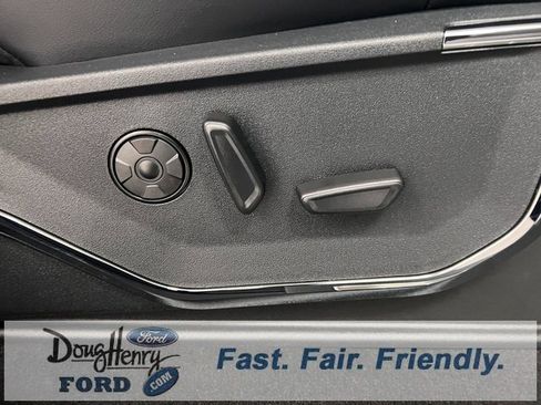 New 2026 Ford F250 Platinum image 37