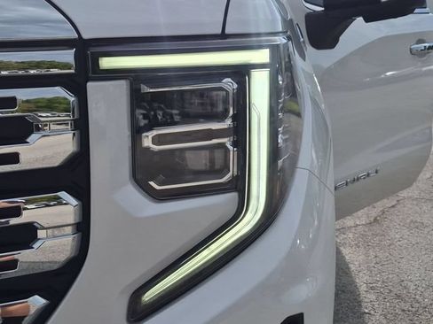Certified 2022 GMC Sierra 1500 Denali AWD/4WD image 10